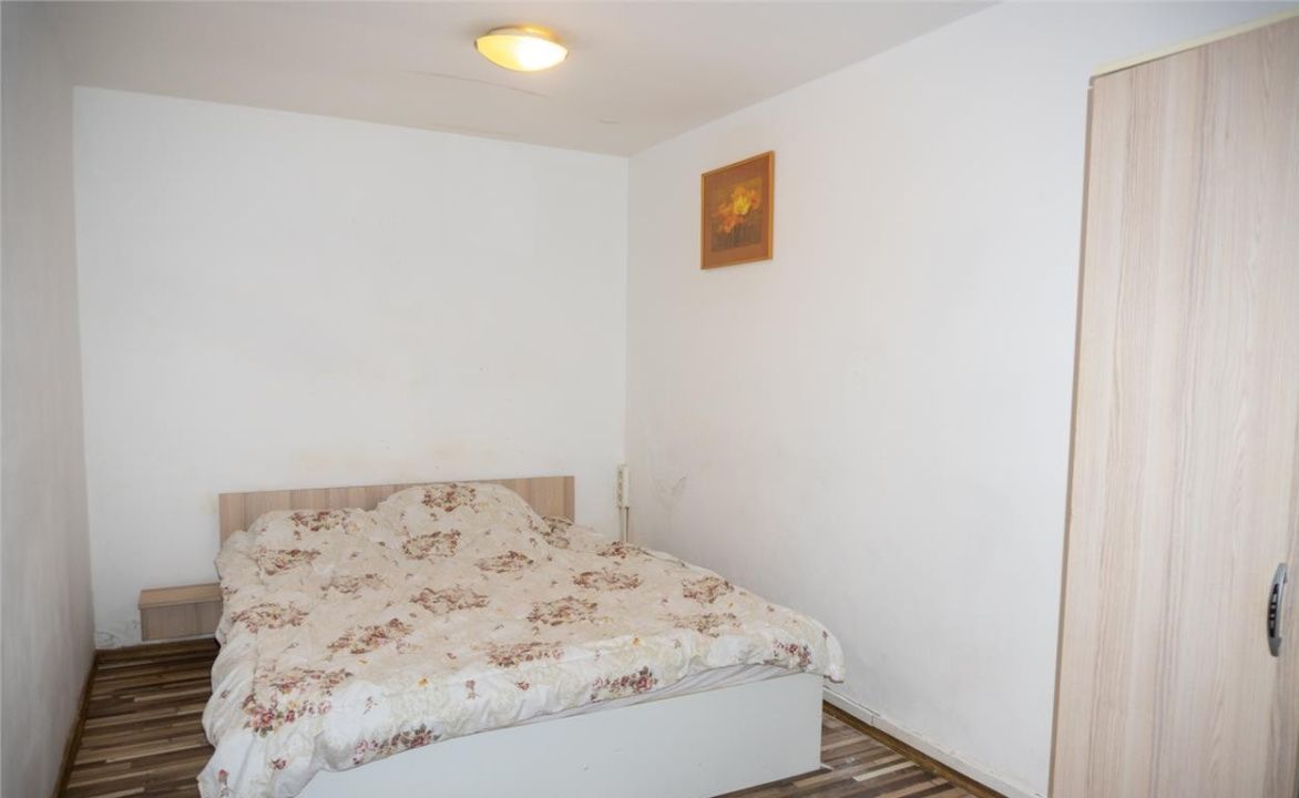 • Oportunitate Unică Predeal: Proprietate Mixtă (Comercial + Vilă) -Centru – fotografia 17 din 33