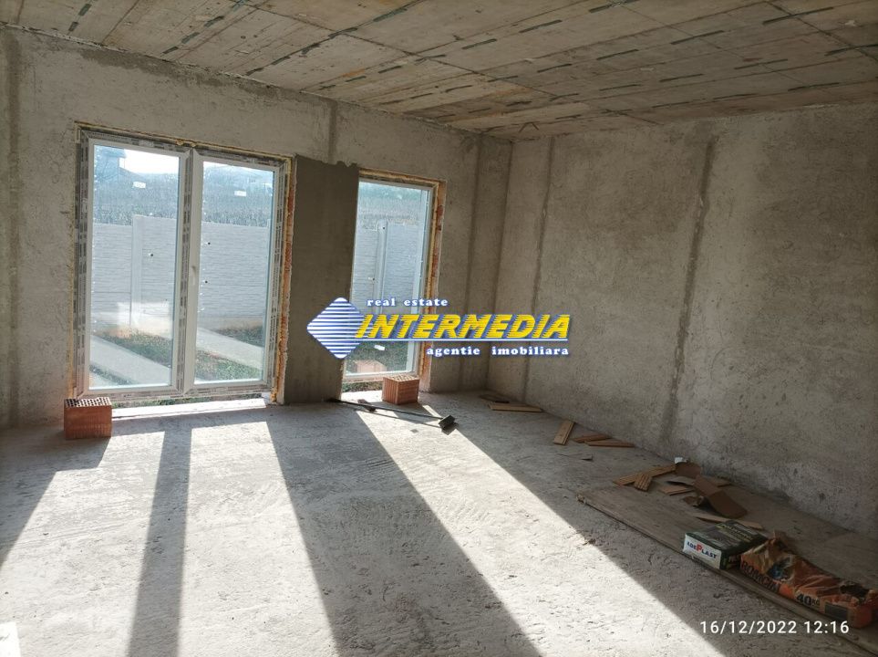 Casa noua de vanzare in Alba Iulia cu 4 camere semifinisata cu apa gaz curent – fotografia 6 din 13
