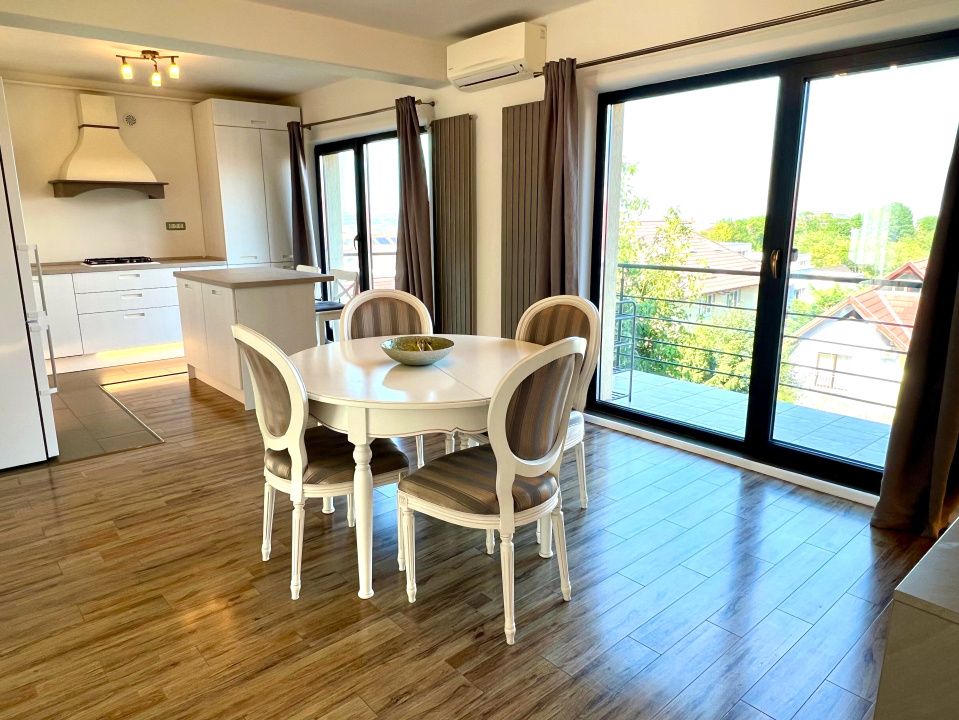 Penthouse cu garaj, 2 parcari si mansarda in Zorilor – fotografia 6 din 13