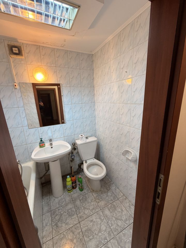 Apartament 3 camere - Zona buna – fotografia 19 din 20