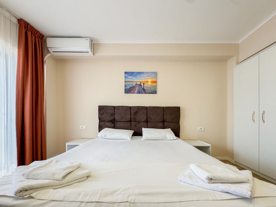 Pensiune de vanzare Costinesti, 26 camere duble, complet functionala – fotografia 15 din 28