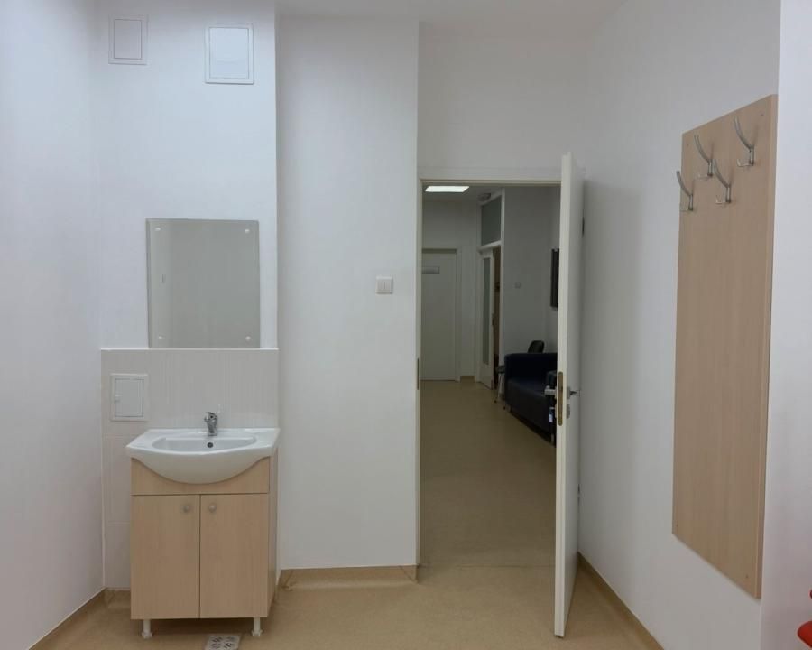 Spațiu activitati medicale de 22mp de închiriat, zona Mioritei – fotografia 4 din 8