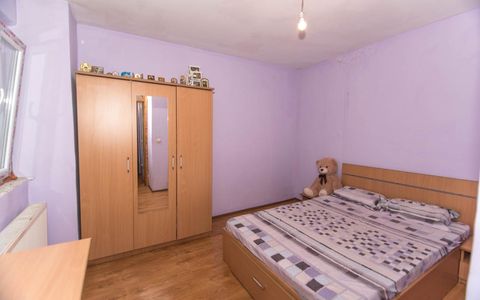 APARTAMENT 3 CAMERE DECOMANDAT | CENTRUL ORAȘULUI MIOVENI