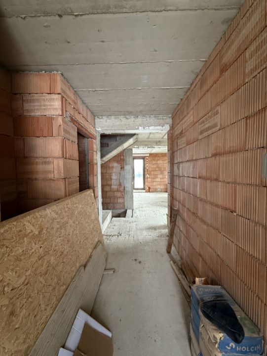 Exclusivitate ! Com 0% ! Duplex 200mp și teren 350m în Apahida, zona Primăriei – fotografia 18 din 30