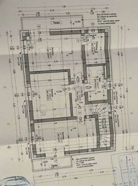 Casă nouă, modernă și spațioasă în centru Dezmir 203 mp cu garaj – fotografia 8 din 8