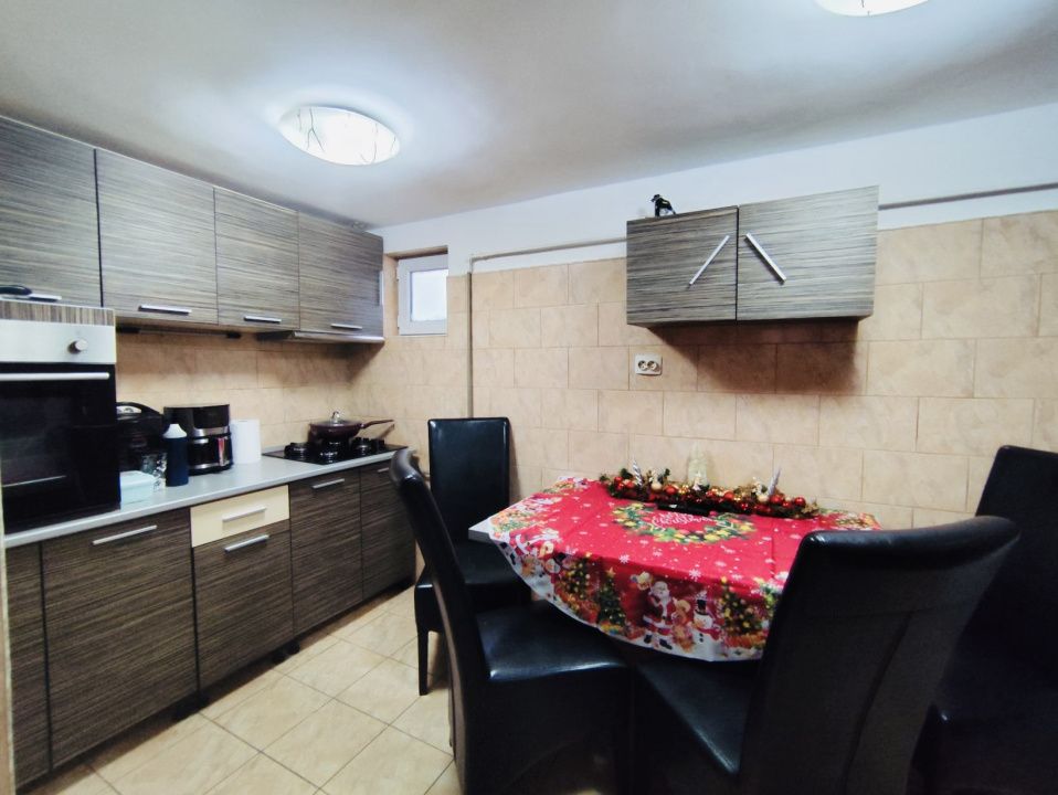 Casa individuala, 4 camere, 277mp teren, zona Girocului – fotografia 1 din 8