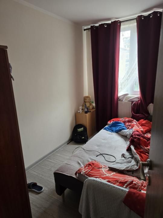 Apartament 4 camere, 3 băi, complet renovat, etaj 2, balcon, sub prețul pieței – fotografia 2 din 9