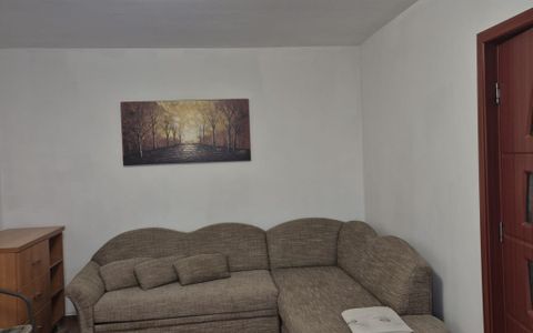 De inchiriat apartament 2 camere Toamnei
