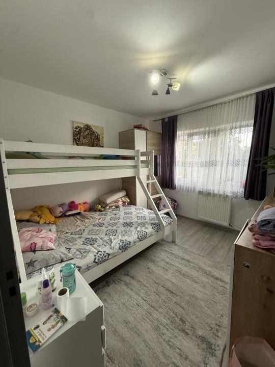 Apartament cu 2 camere, decomandat, etaj 3 - Lipovei – fotografia 3 din 7