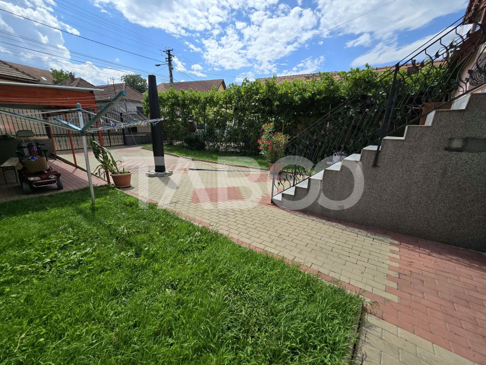 Casa individuala de vanzare teren 457 mp garaj Trei Stejari Sibiu – fotografia 1 din 24