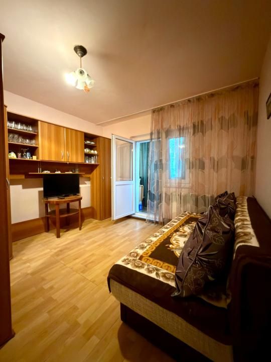 Apartament cu 4 camere, 79 mp utili, etaj 1 - Zona Lipovei – fotografia 1 din 11