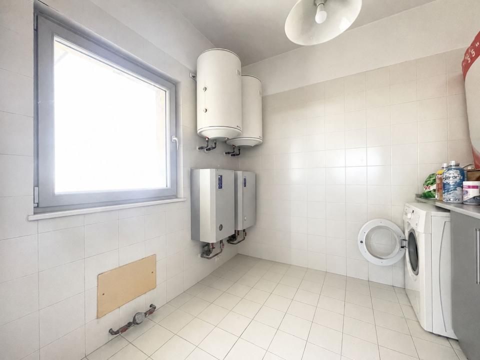Apartament decomandat cu 4 camere 136mp - Complexul Studentesc – fotografia 13 din 14
