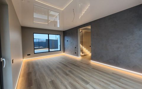 CASA INDIVIDUALA, 5 CAMERE, 3 BAI, 141 MP UTILI, 490 MP TEREN, MIROSLAVA