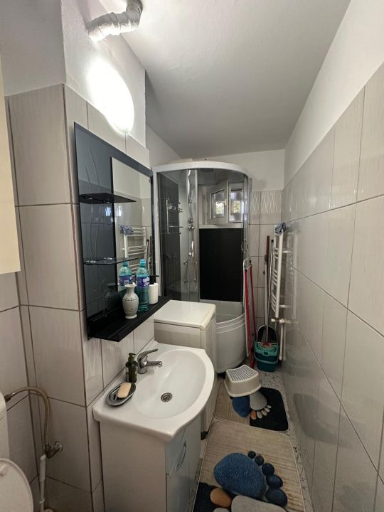 Apartament 3 camere de vânzare în Tomis Nord – etaj 1/4, centrală pe gaze – fotografia 8 din 15