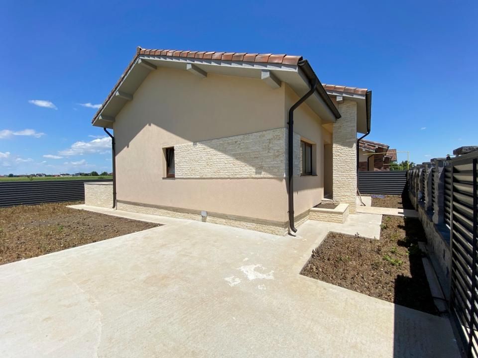Finalizata|An 2026|Cernica|Balaceanca|Casa individuala P+pod, 4 camere, 2 bai – fotografia 2 din 20