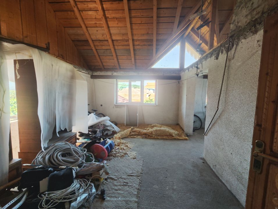 Casa 4 camere, teren 250 mp, localitatea Podari, zona Profi Loco. – fotografia 11 din 12