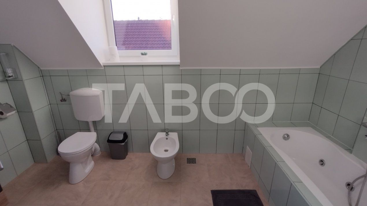 Casa de inchiriat cu 4 nivele pentru regim hotelier Strand Sibiu – fotografia 24 din 46