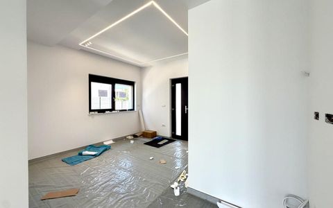 Duplex elegant, 4 camere, 144 mp utili, 344 mp teren - Dumbravita