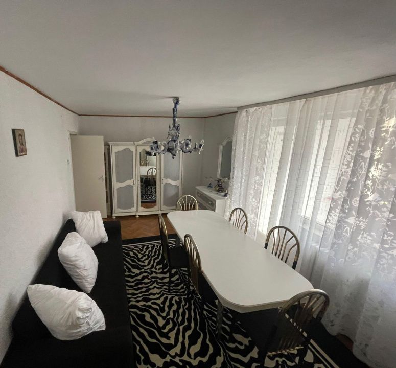 Apartament cu 4 camere de vânzare - Reghin - etaj 1 – fotografia 2 din 10