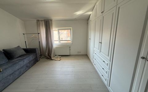 Apartament cu 3 camere, decomandat, 66 mp utili - Dambovita