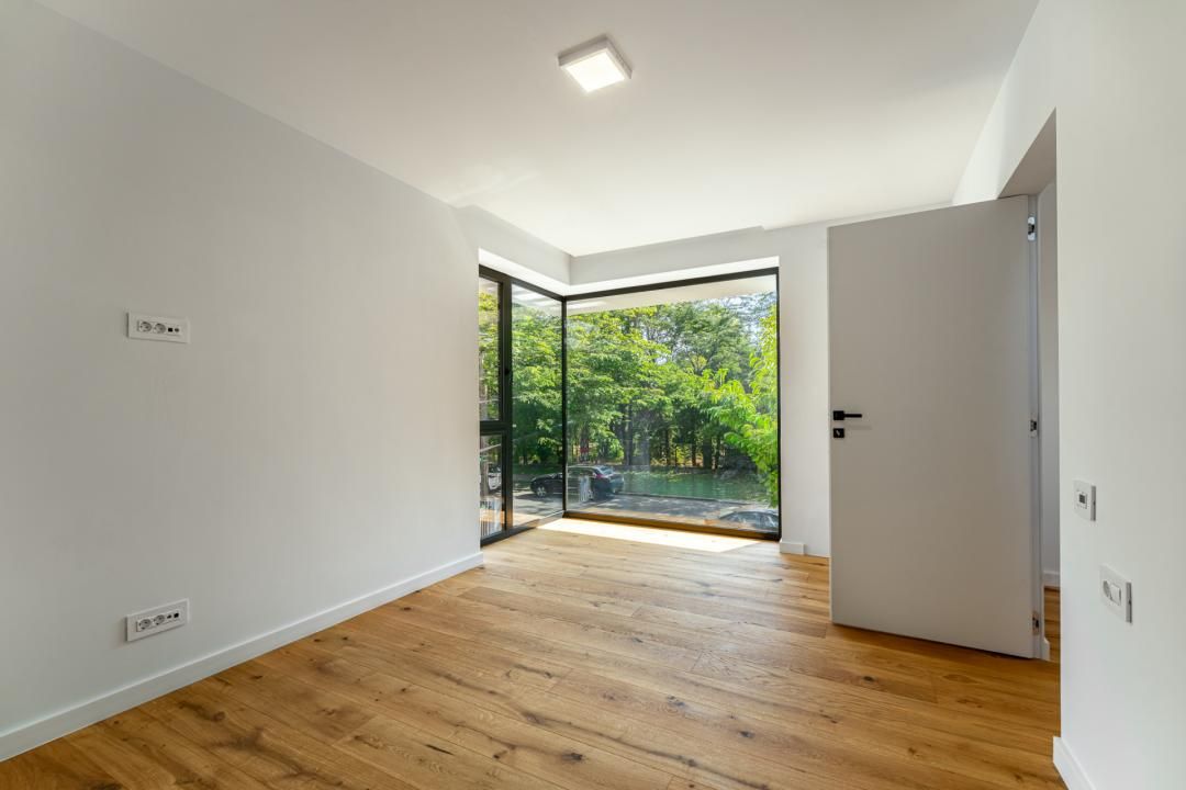 Vila individuala langa Lacul Baneasa | 6 camere, lift interior – fotografia 16 din 22