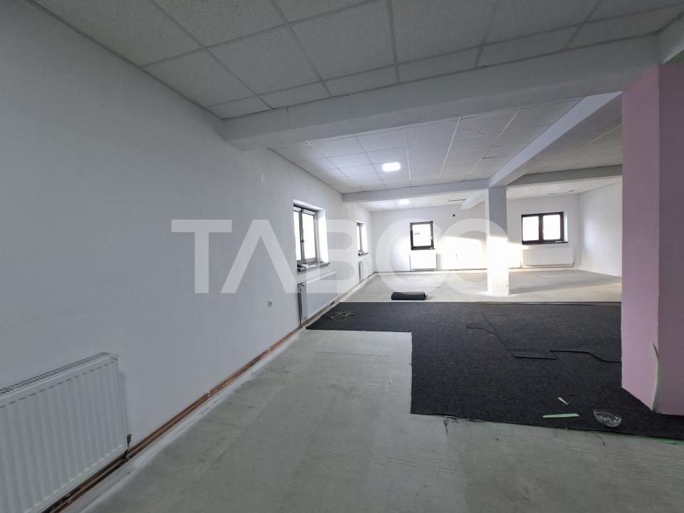 Casa de locuit + spatiu comercial de vanzare in Cisnadie – fotografia 21 din 23