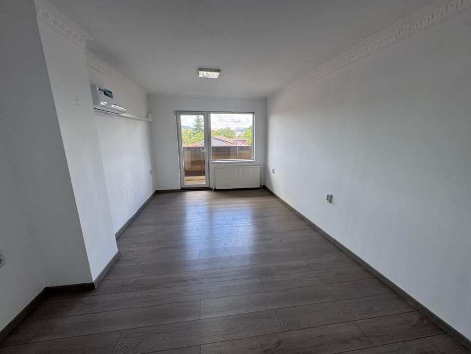 Închiriere casă pentru birouri + 4 garaje, P-ța Cipariu – fotografia 5 din 15