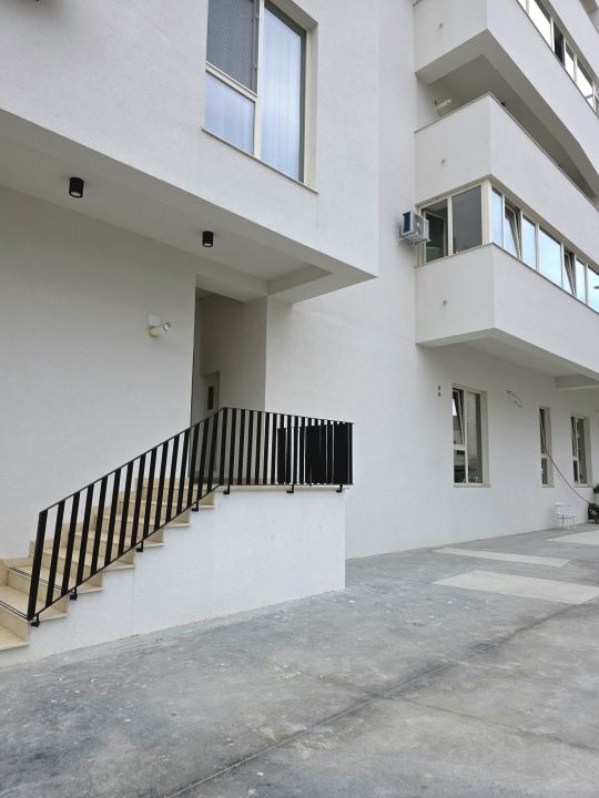 Studio 44 mp cu balcon de 10 mp – Mamaia Nord, aproape de mare – fotografia 1 din 14