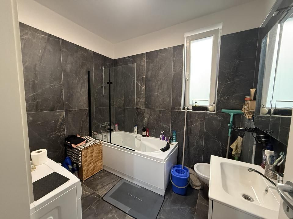 Apartament  cu 2 camere, decomandat cu gradina de 45 mp - Giroc – fotografia 8 din 11