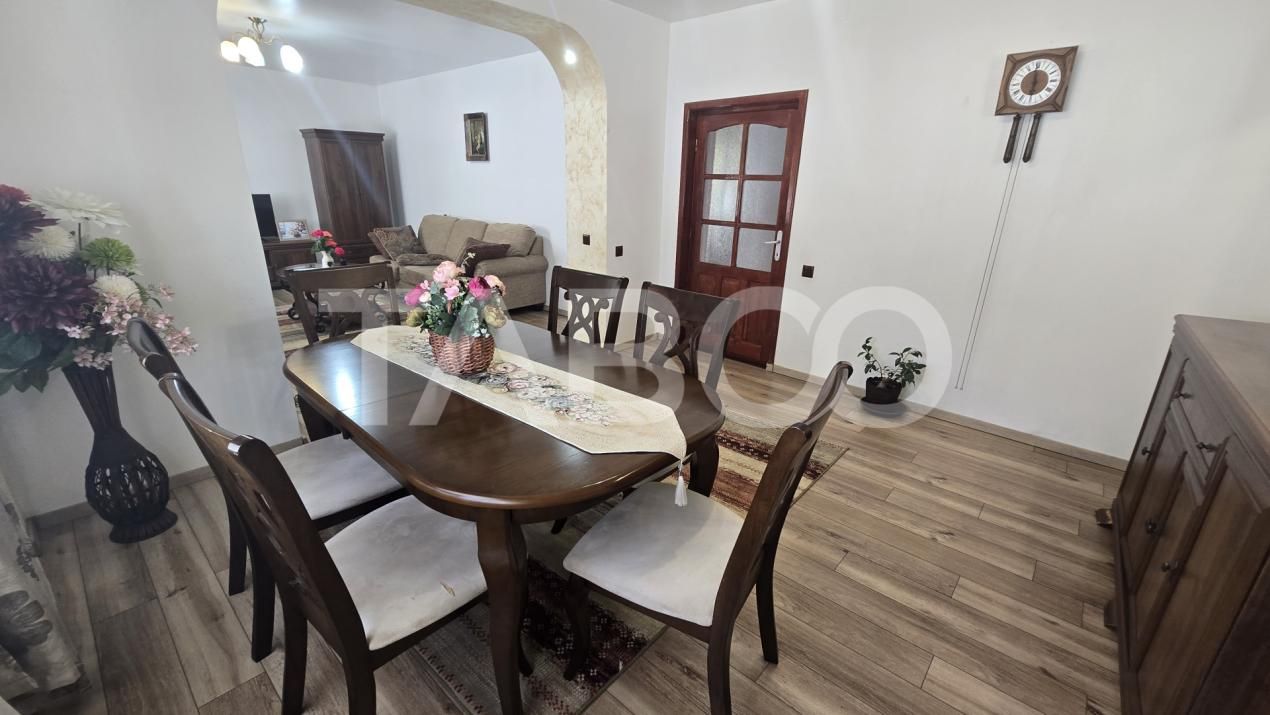 EXCLUSIVITATE Casa individuala de vanzare 5 camere Selimbar – fotografia 7 din 18