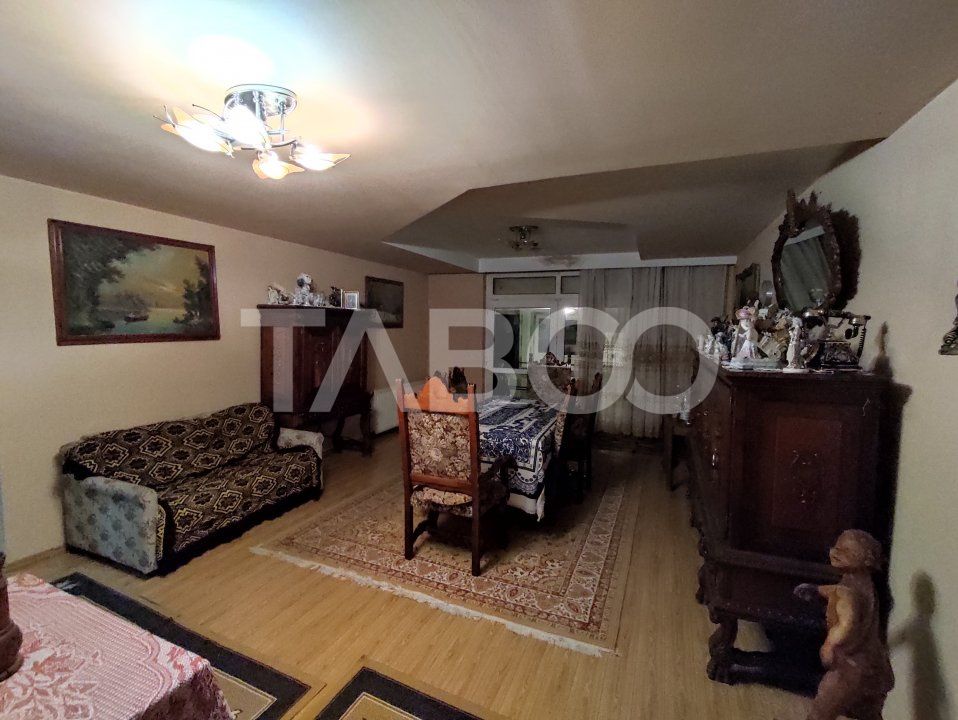 Casa cu spatii comerciale de vanzare in Sibiu Lacul Binder – fotografia 13 din 19