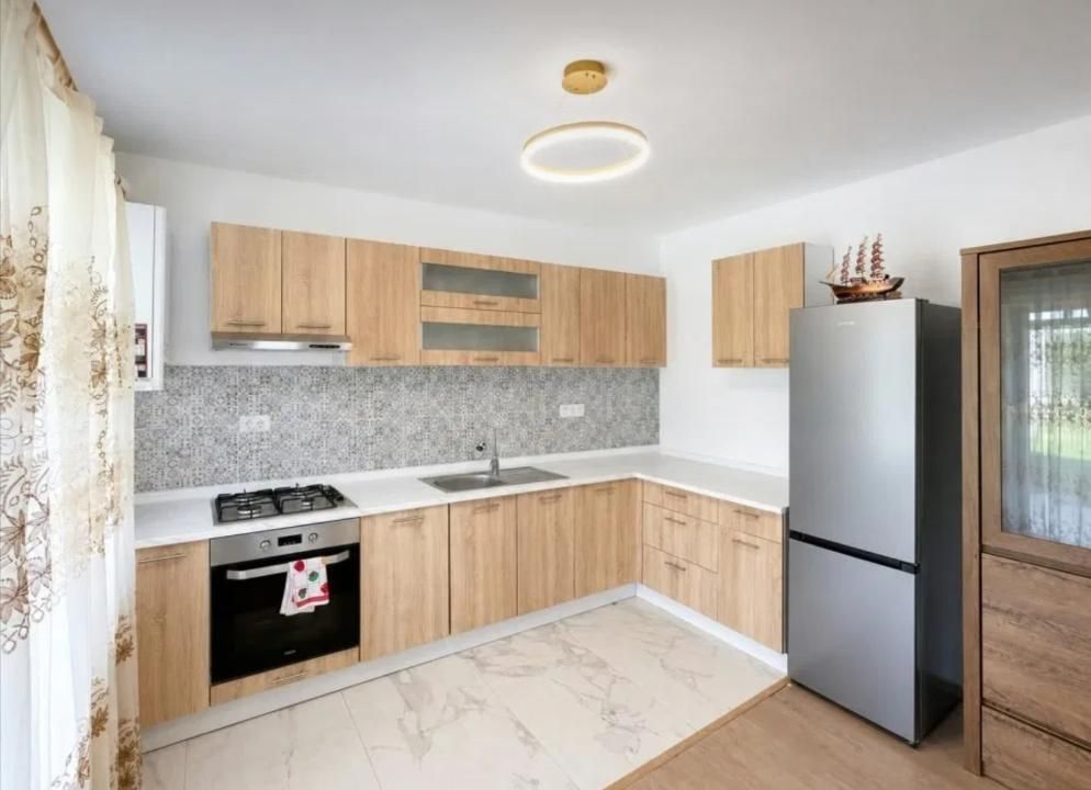 Casa individuala cu 4 camere,133 mp utili,320 mp teren,Micesti – fotografia 2 din 8