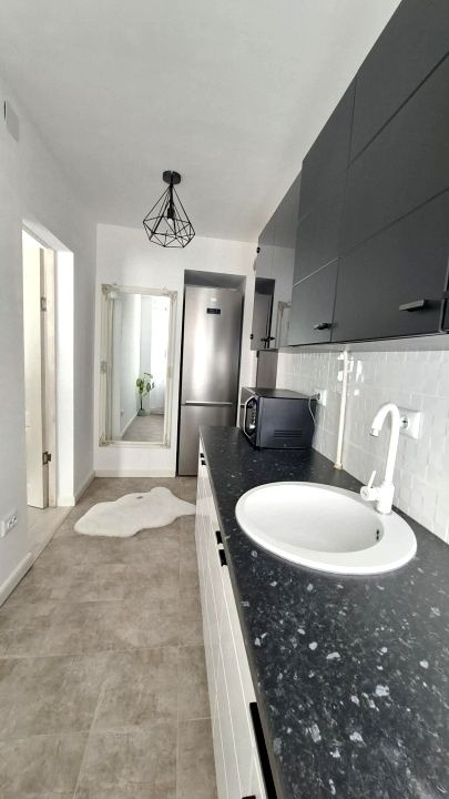Apartament 2 camere, renovat, mobilat complet, zona baza sportiva La Terenuri! – fotografia 3 din 8