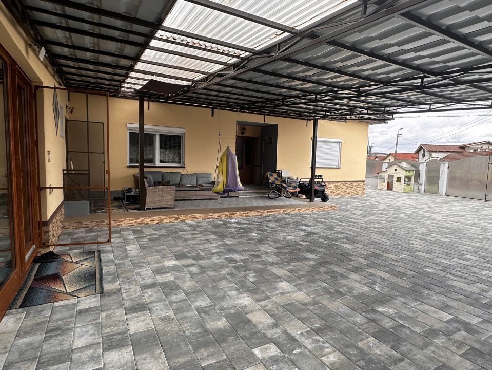 Casa Finisata 6 camere 681 mp.Teren Micesti Renovata Modern Curte Gard Utiliati – fotografia 66 din 68