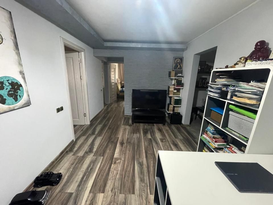 Apartament 4 camere de vânzare parter zona Ostroveni Rm Vâlcea – fotografia 6 din 17