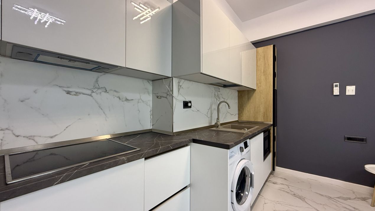 Studio in prima linie la mare, Sea On, Mamaia Nord, vedere catre mare – fotografia 6 din 21