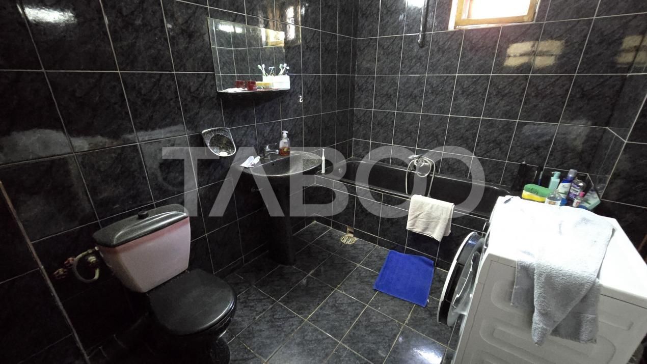 Casa cu piscina 5 camere 3 bai de vanzare in Turnisor Sibiu – fotografia 11 din 15