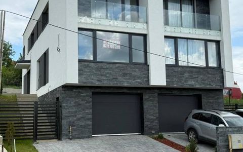 Casă modernă D+P+E, 166 mp utili, cu garaj, zona Calea Baciului