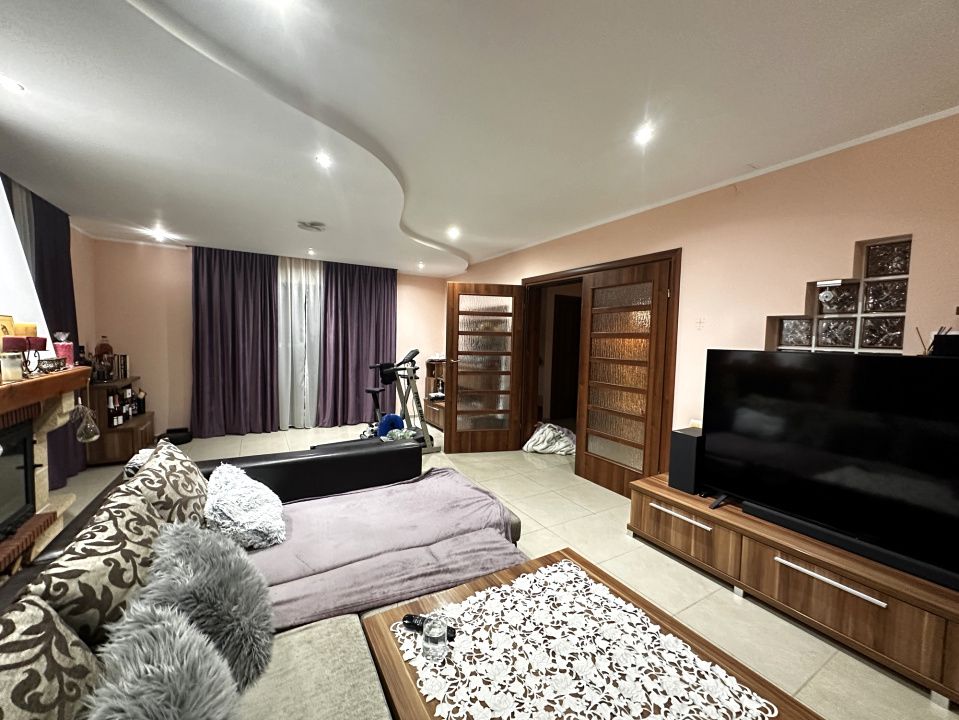 Casa D+P+1 Garaj dublu 2 Terase 925 mp Teren CETATE Kaufland Finisata Mobilata – fotografia 63 din 65