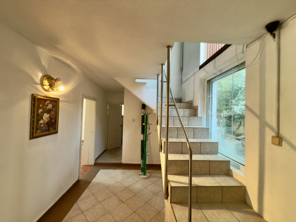 Vila spațioasă P+1+M de vânzare în Agigea | Teren 658 mp | Acces din 2 străzi! – fotografia 15 din 18