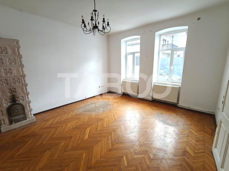 Spatiu de inchiriat in curte proprie - zona Lupeni - Comision 0 – fotografia 9 din 12