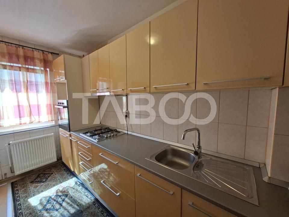 Apartament 3 camere etaj 1 de inchiriat zona Scoala de Inot Sibiu – fotografia 13 din 19