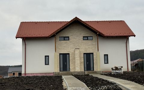 Duplex de vânzare, 120mp utili, 550mp teren pe unitate