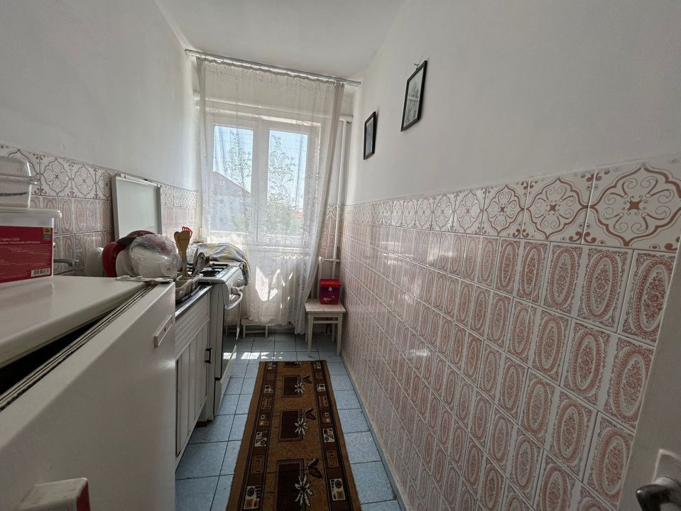 Apartament 2 camere, semidecomandat, 41mp, Craiovita, zona Niela. – fotografia 5 din 8