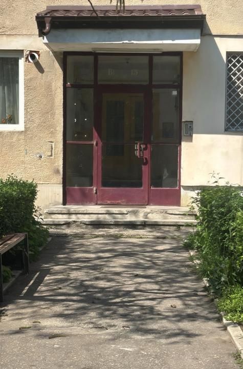 Apartament 2 camere de vânzare – Zona Craiovei, Strada Tineretului – fotografia 6 din 7