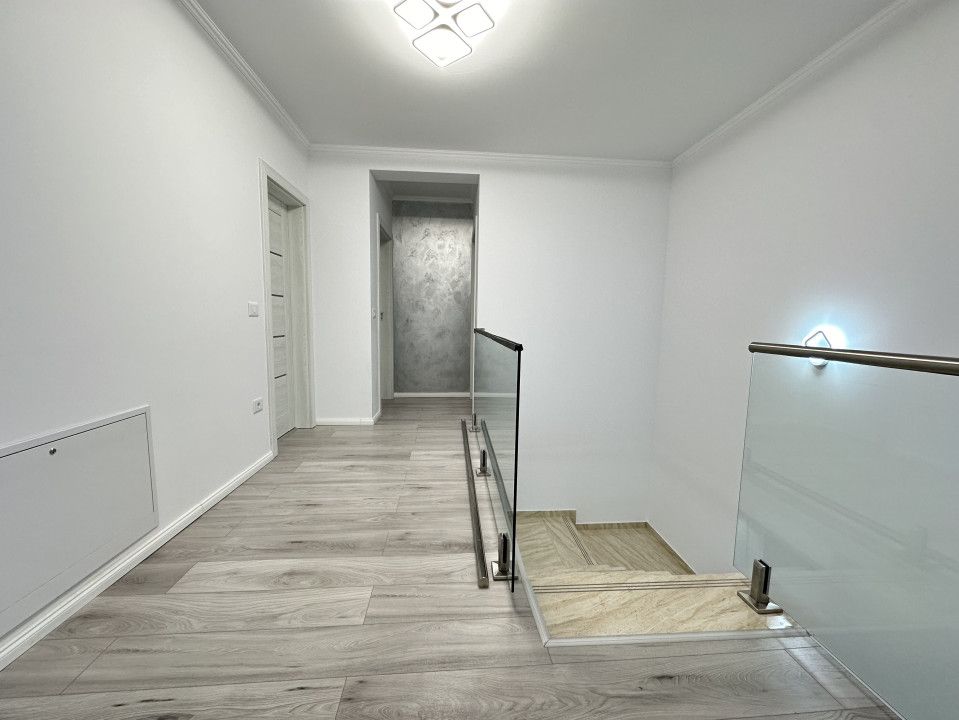 Duplex cu 4 camere, 150 mp utili, 335 mp teren + garaj - Dumbravita – fotografia 11 din 14