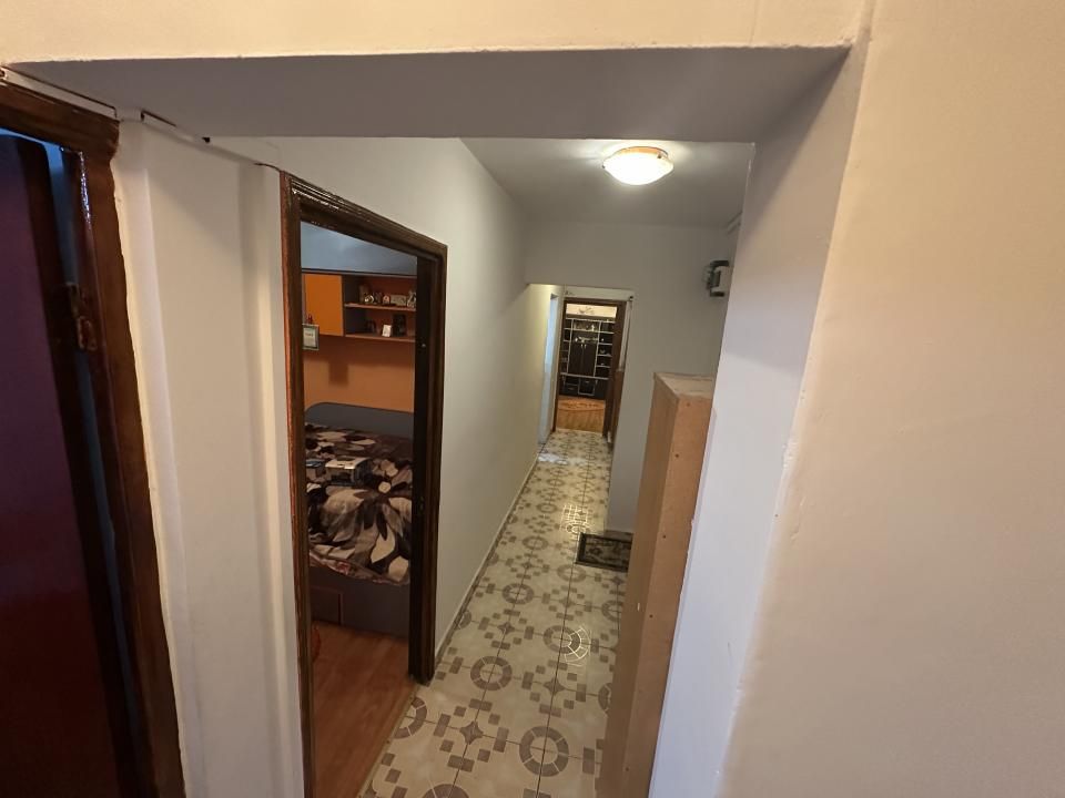 Berceni | 4 Camere | Etaj 5/10 | Bloc 1980 | Reabilitat | – fotografia 10 din 40