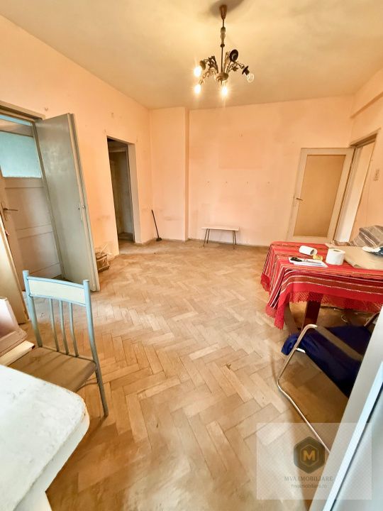 Metrou Lujerului - ap. 3 camere - necesita renovare completa – fotografia 9 din 21