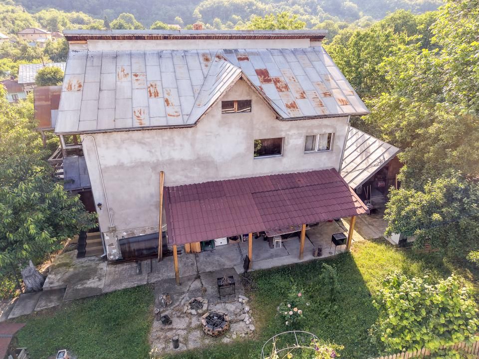 Valeni de Munte,  Fagetu, vila 5 camere, 160mp utili, curte 850mp – fotografia 36 din 59