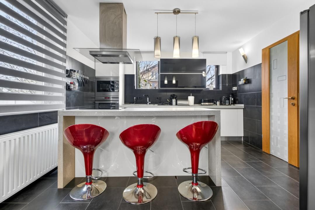 Închiriere casa modernă cu 4 dormitoare, teren 1300 mp - zona Stupini, Brasov – fotografia 7 din 26